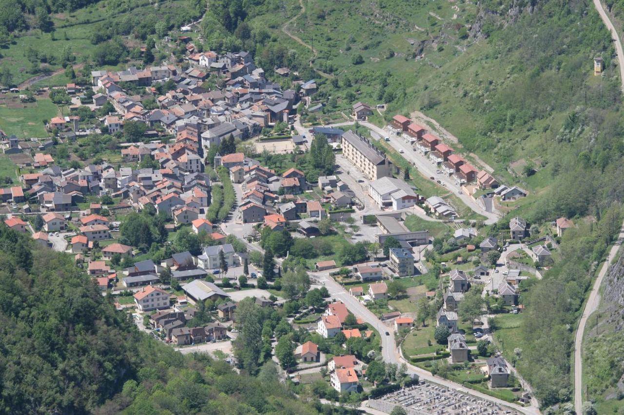 La Maison Des Vacances Auzat Esterno foto