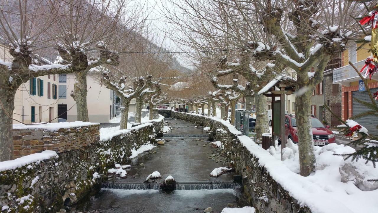 La Maison Des Vacances Auzat Esterno foto